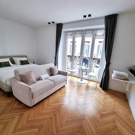 B And G San Babila- Luxury In The Heart Of Milano - Design District Hotel Екстериор снимка
