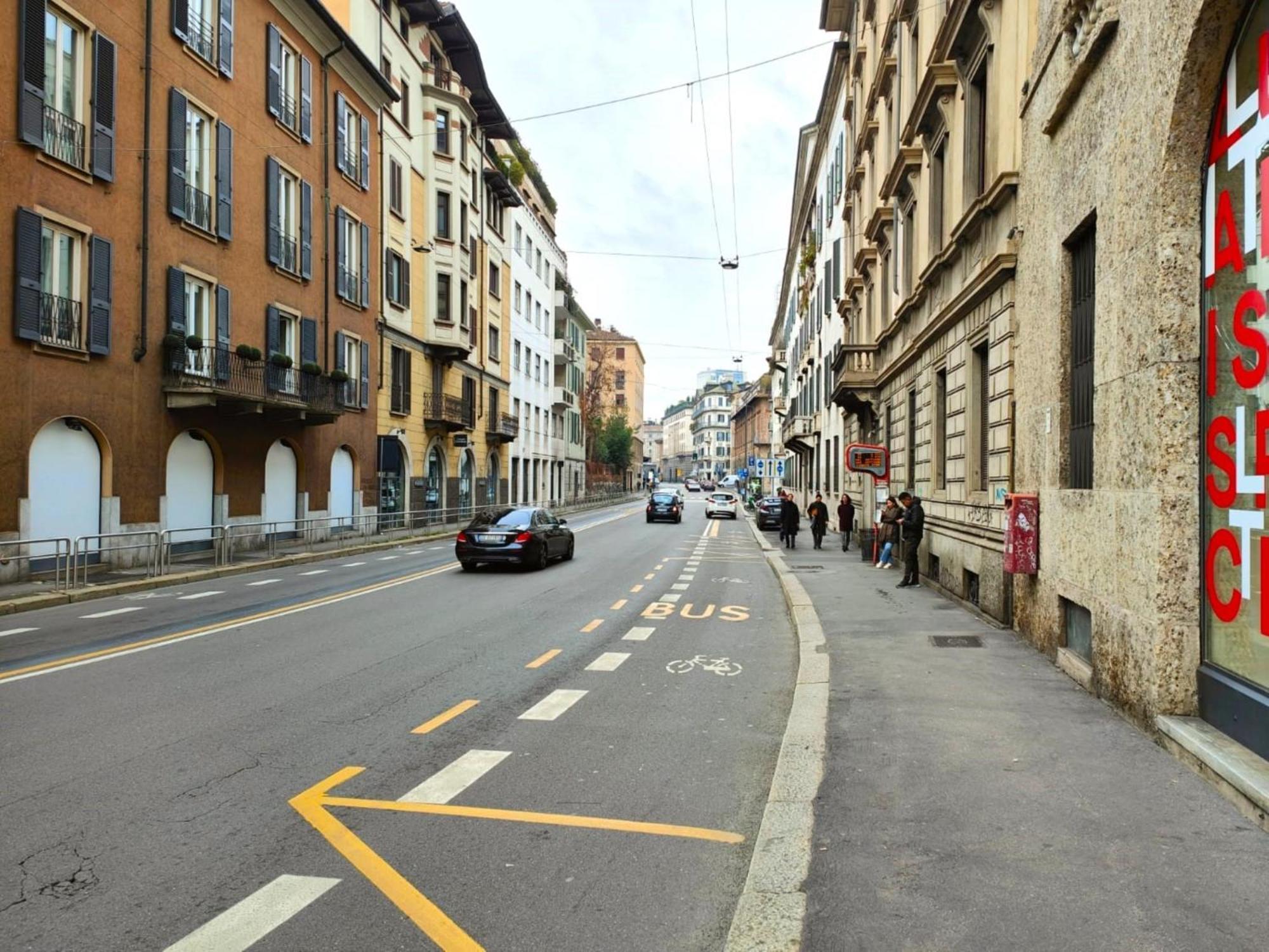 B And G San Babila- Luxury In The Heart Of Milano - Design District Hotel Екстериор снимка